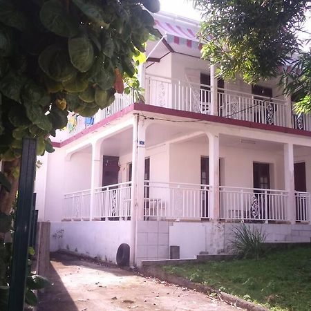 Maison En Bord De Mer A Trois Rivieres. Zewnętrze zdjęcie
